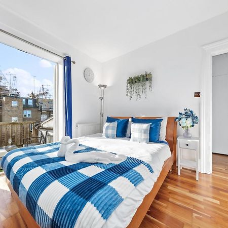 Balcony Blue Theme 1 Bedroom Central London Luxury Flat Near Hyde Park! Accommodates Up To 6! Double Sofa Bed And Next To Station! Extérieur photo